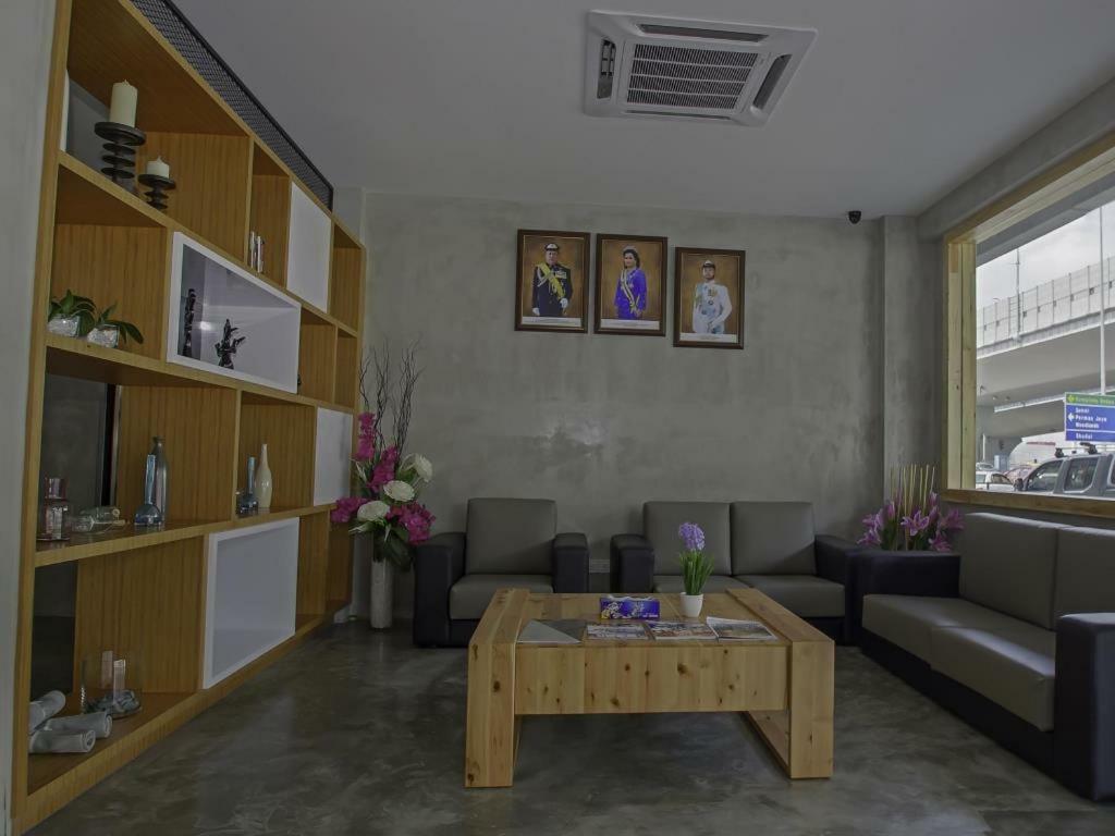 โรงแรมอินสตา ยะโฮร์บาห์รู ภายนอก รูปภาพ